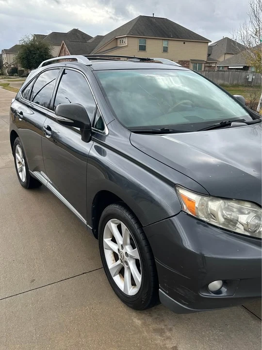 2010 Lexus RX 3rd Gen - Image 9 of 10