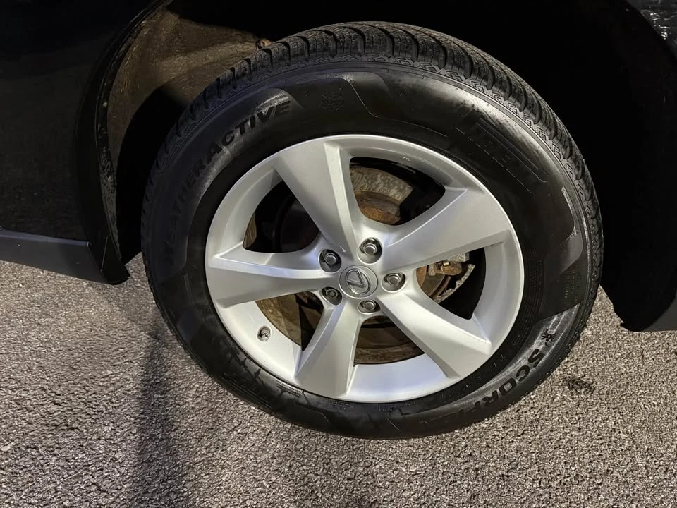 2010 Lexus RX 3rd Gen - Image 19 of 20