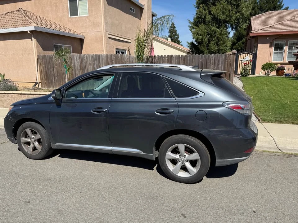 2010 Lexus RX 3rd Gen - Image 2 of 6