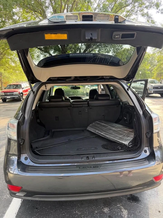 2010 Lexus RX 3rd Gen - Image 11 of 20