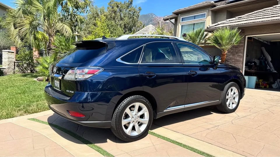 2010 Lexus RX 3rd Gen - Image 2 of 7