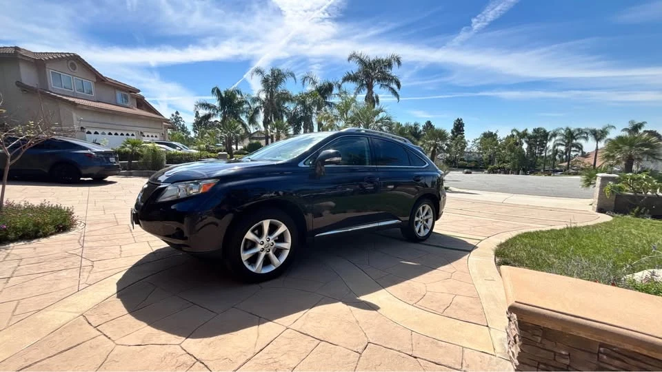 2010 Lexus RX 3rd Gen - Image 5 of 7