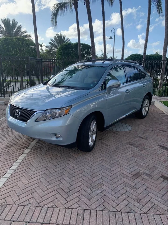 2010 Lexus RX 3rd Gen - Image 2 of 19