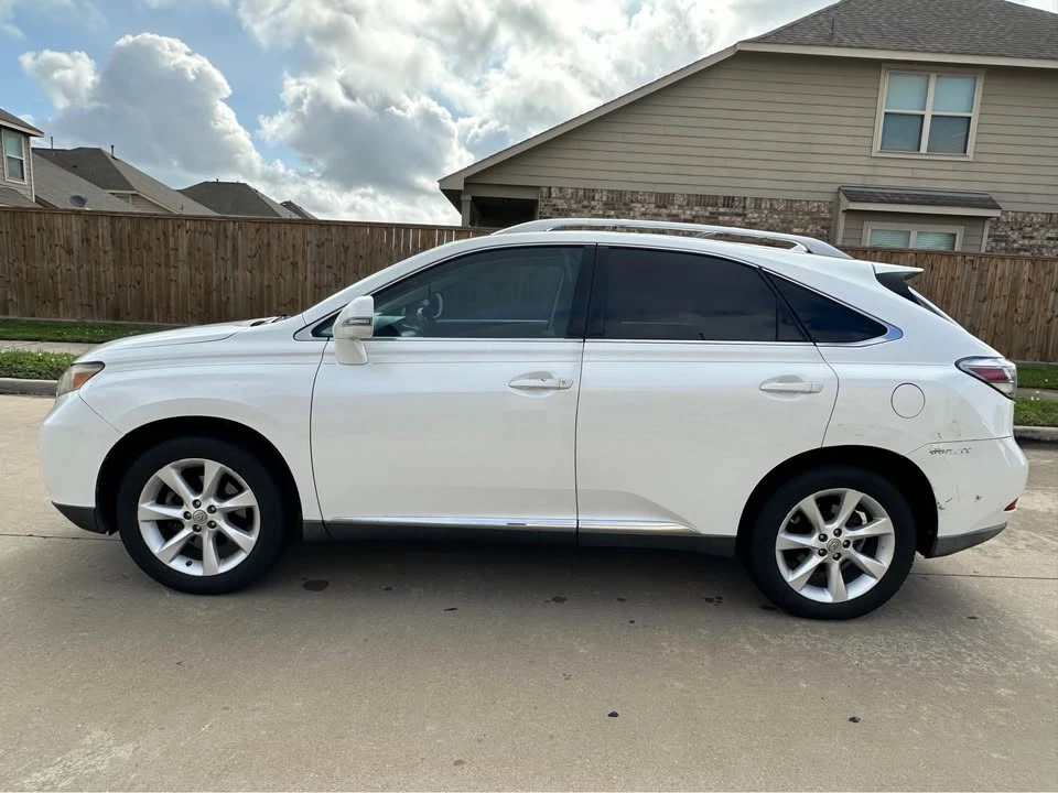 2010 Lexus RX 3rd Gen - Image 3 of 9