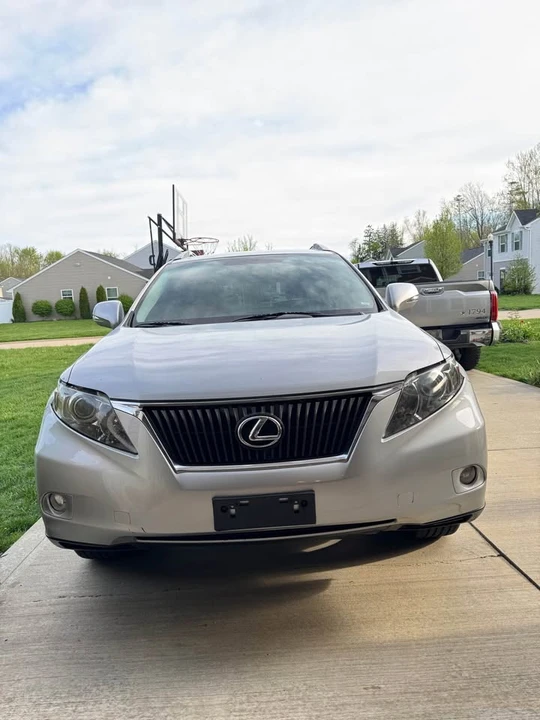 2010 Lexus RX 3rd Gen - Image 5 of 16