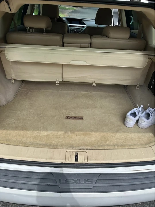 2010 Lexus RX 3rd Gen - Image 12 of 17