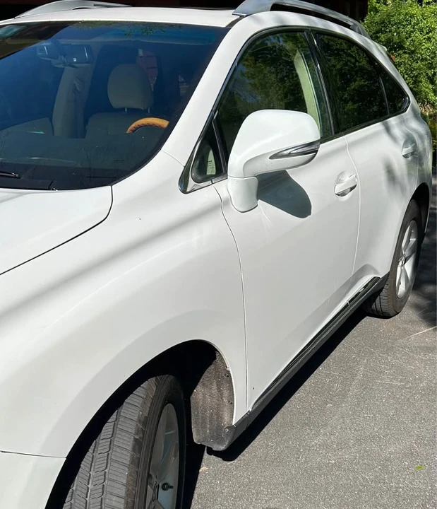 2010 Lexus RX 3rd Gen - Image 2 of 9