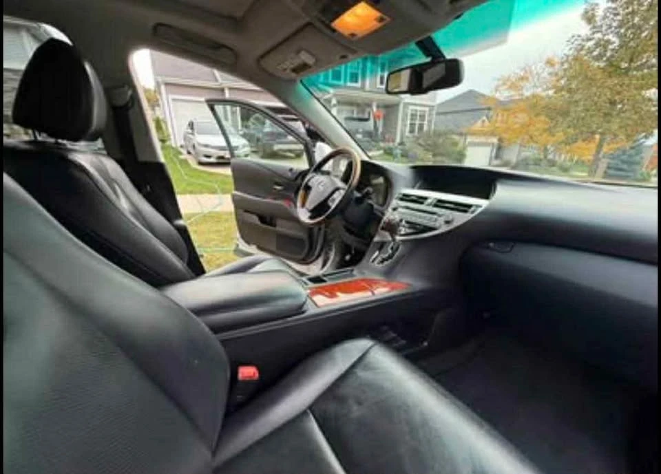 2010 Lexus RX 3rd Gen - Image 6 of 9