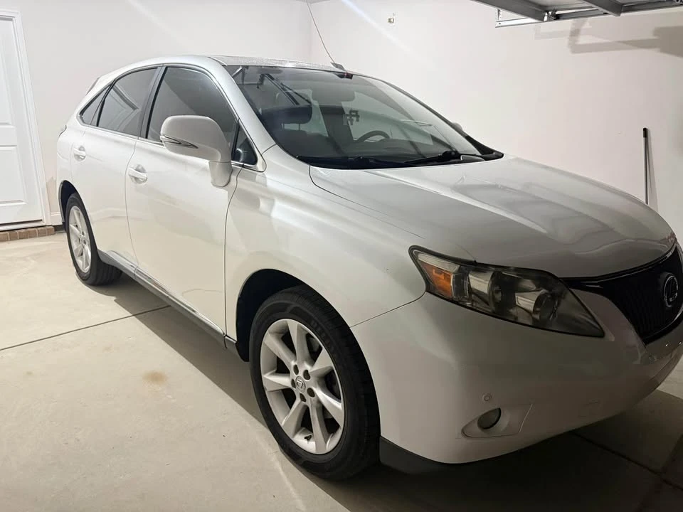 2010 Lexus RX 3rd Gen - Image 2 of 11