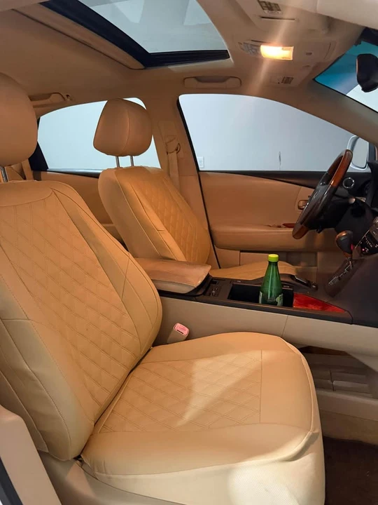 2010 Lexus RX 3rd Gen - Image 10 of 11