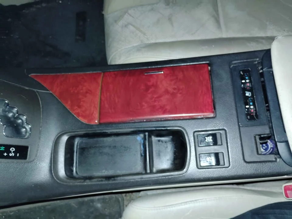 2010 Lexus RX 3rd Gen - Image 6 of 14