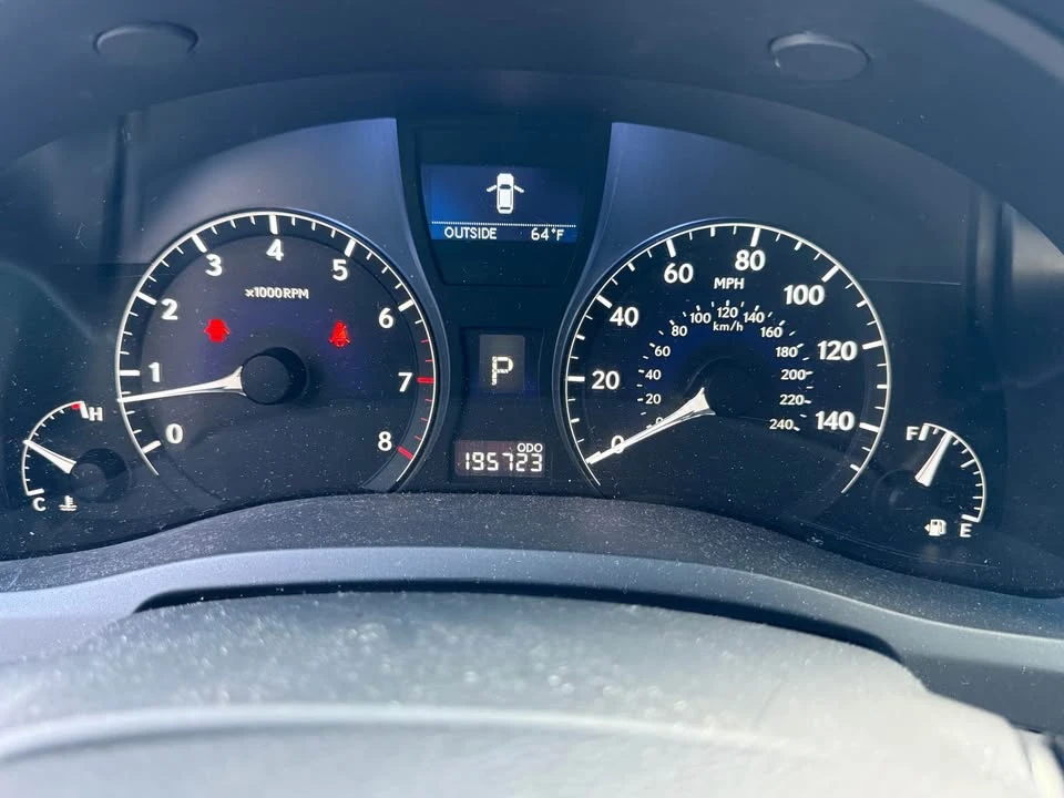 2010 Lexus RX 3rd Gen - Image 15 of 16