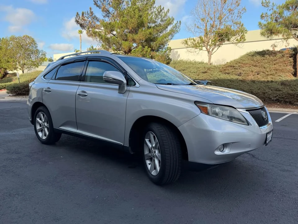 2010 Lexus RX 3rd Gen - Image 3 of 16