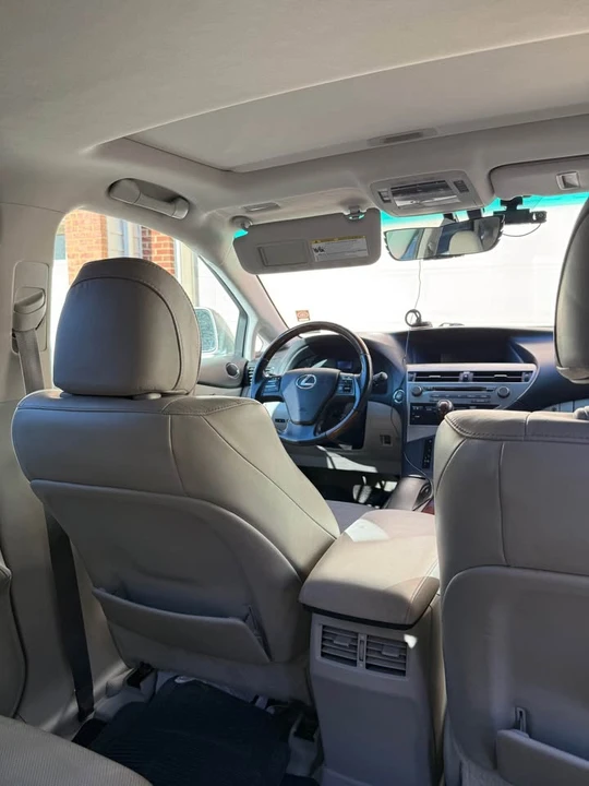 2010 Lexus RX 3rd Gen - Image 4 of 6