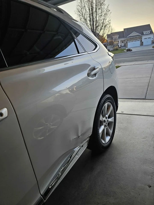 2010 Lexus RX 3rd Gen - Image 14 of 15