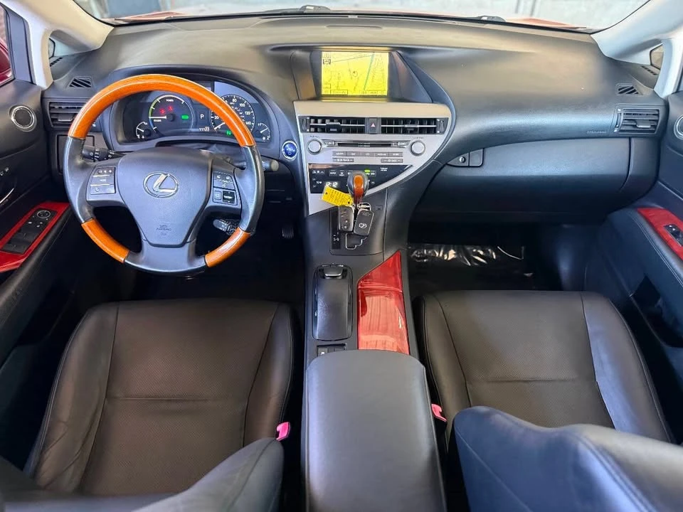 2010 Lexus RX 3rd Gen - Image 12 of 19