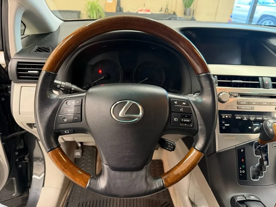 2010 Lexus RX 3rd Gen - Image 9 of 10