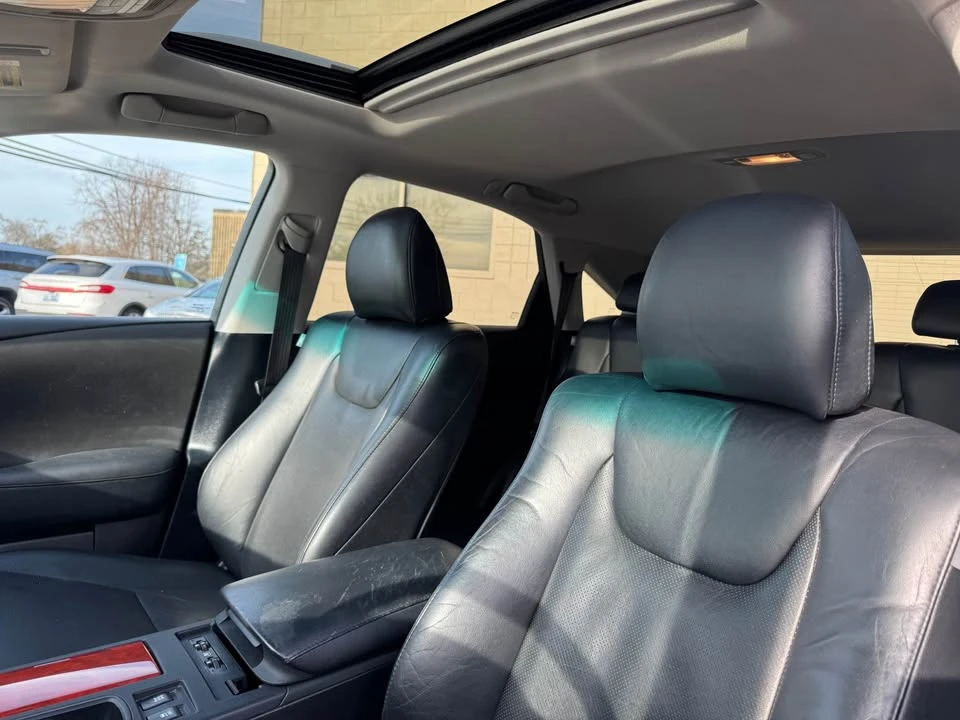 2010 Lexus RX 3rd Gen - Image 13 of 20