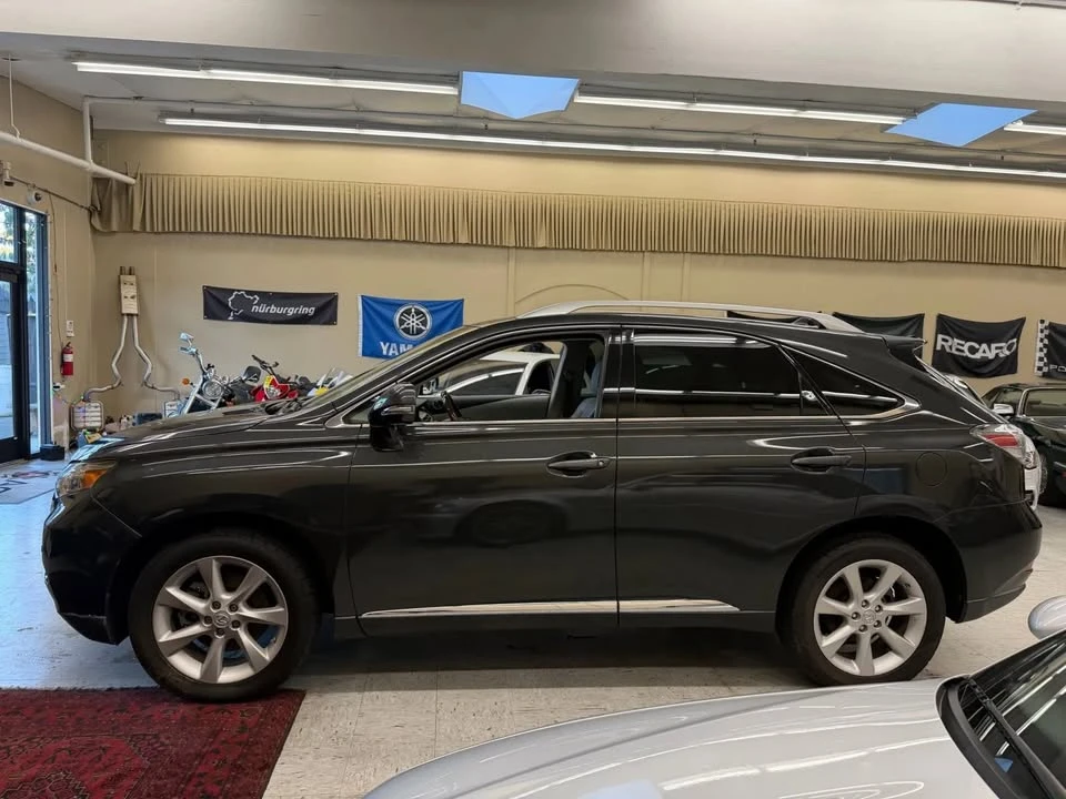 2010 Lexus RX 3rd Gen - Image 4 of 10