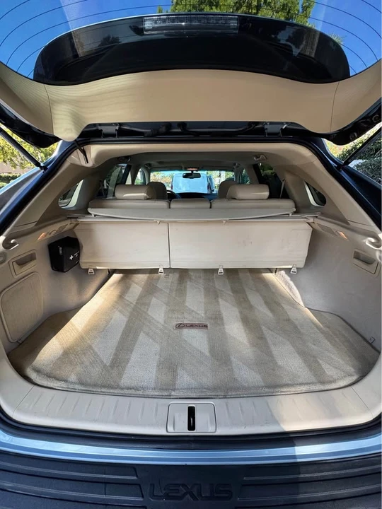 2010 Lexus RX 3rd Gen - Image 6 of 8