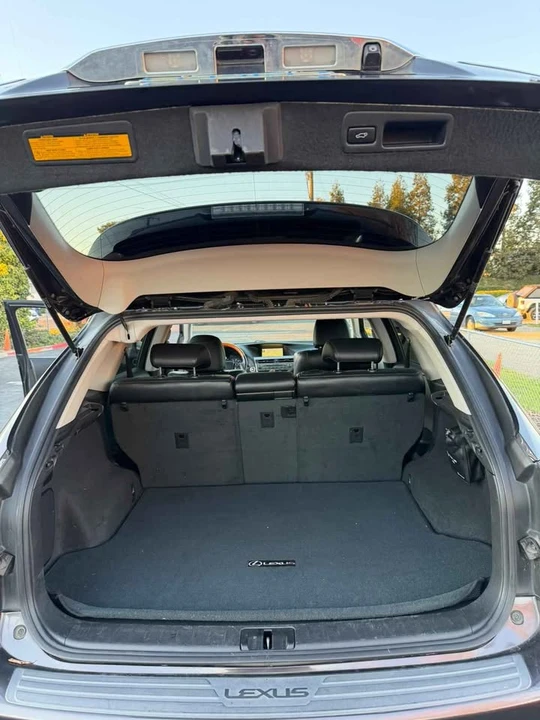 2010 Lexus RX 3rd Gen - Image 16 of 16