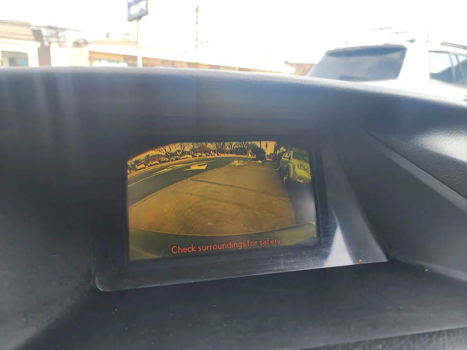 2010 Lexus RX 3rd Gen - Image 13 of 17