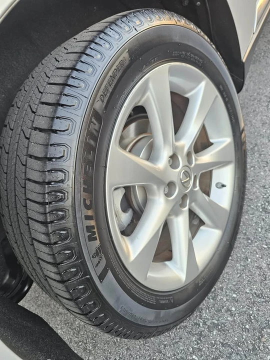2010 Lexus RX 3rd Gen - Image 15 of 15