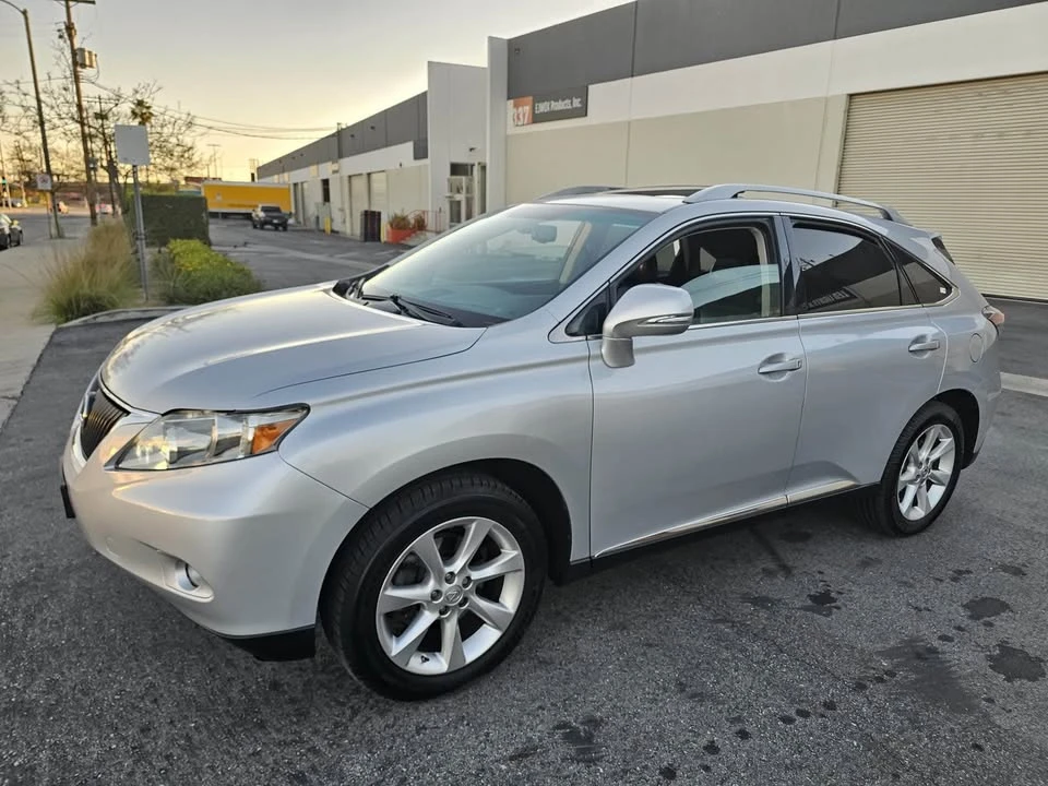 2010 Lexus RX 3rd Gen - Image 3 of 15