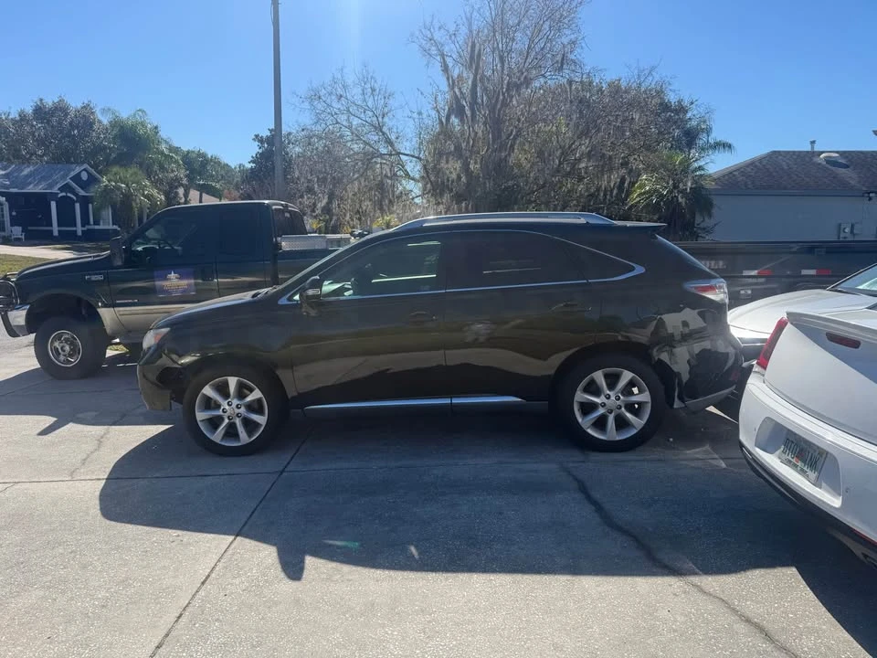 2010 Lexus RX 3rd Gen - Image 2 of 7