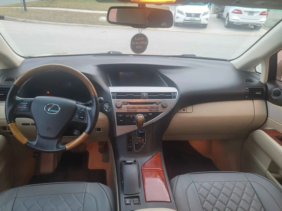 2010 Lexus RX 3rd Gen - Image 10 of 12
