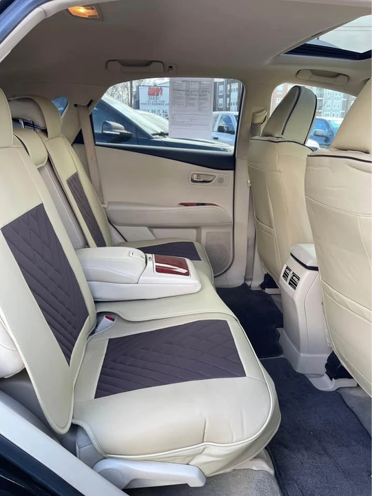2010 Lexus RX 3rd Gen - Image 9 of 20