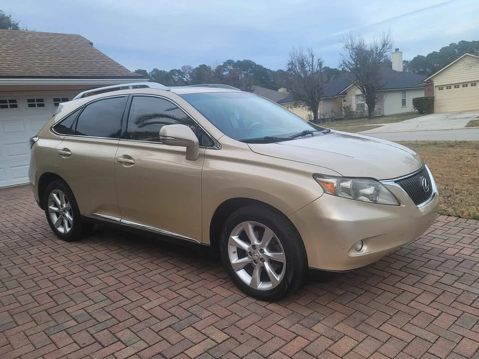 2010 Lexus RX 3rd Gen - Image 2 of 12