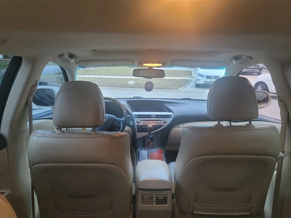 2010 Lexus RX 3rd Gen - Image 7 of 12