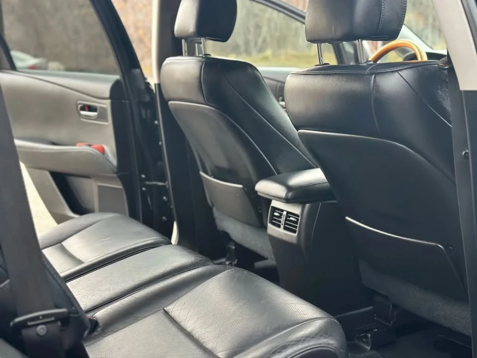2010 Lexus RX 3rd Gen - Image 7 of 19