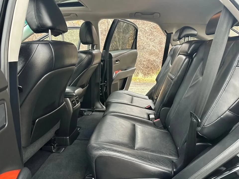 2010 Lexus RX 3rd Gen - Image 12 of 19