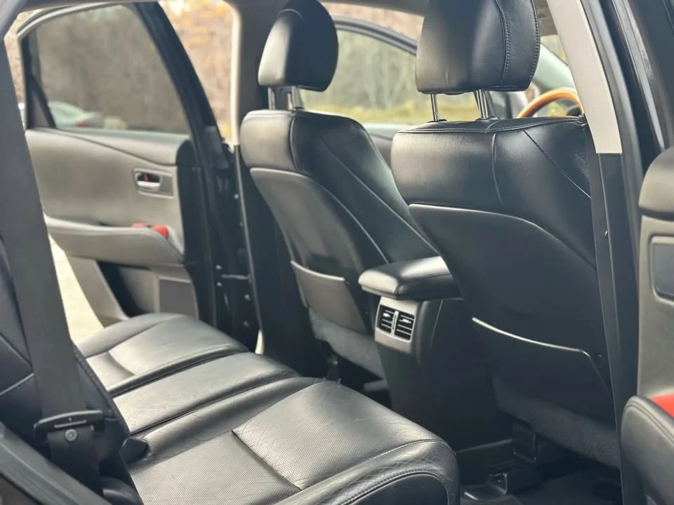 2010 Lexus RX 3rd Gen - Image 3 of 19