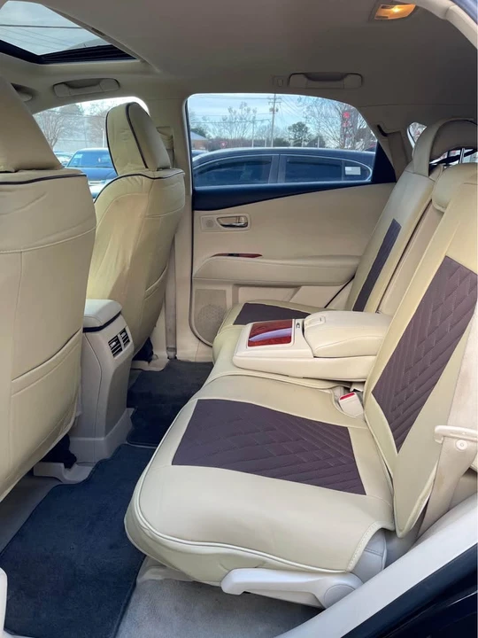 2010 Lexus RX 3rd Gen - Image 10 of 20