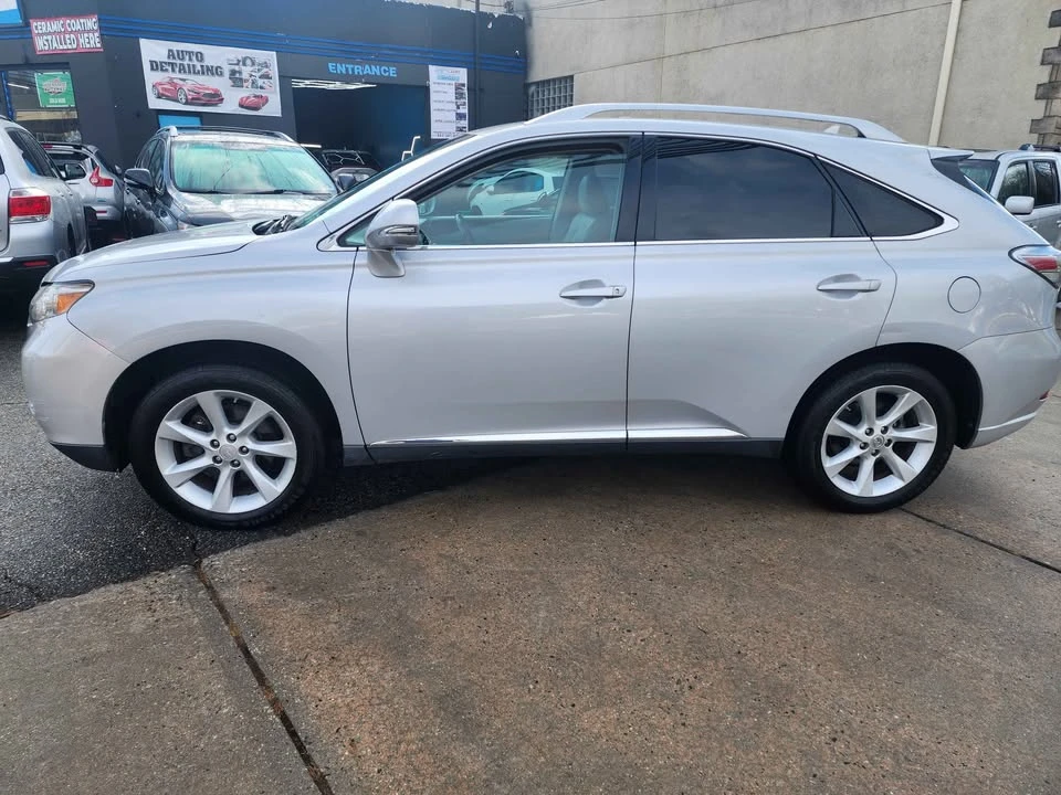 2010 Lexus RX 3rd Gen - Image 3 of 17