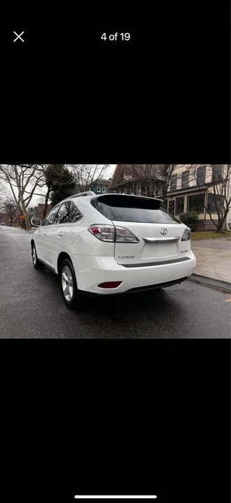 2010 Lexus RX 3rd Gen - Image 5 of 15