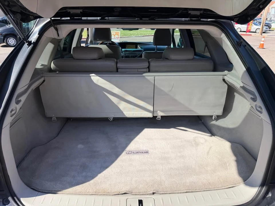 2010 Lexus RX 3rd Gen - Image 11 of 13