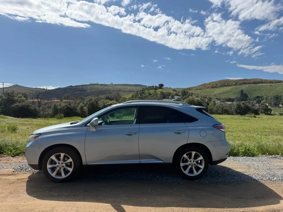 2010 Lexus RX 3rd Gen - Image 3 of 20