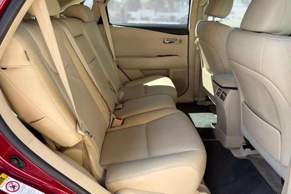 2010 Lexus RX 3rd Gen - Image 15 of 20