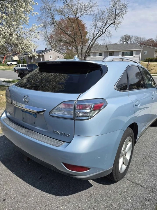 2010 Lexus RX 3rd Gen - Image 12 of 13
