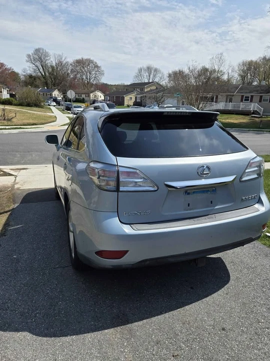 2010 Lexus RX 3rd Gen - Image 11 of 13