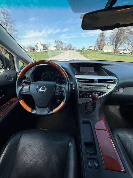 2010 Lexus RX 3rd Gen - Image 16 of 16