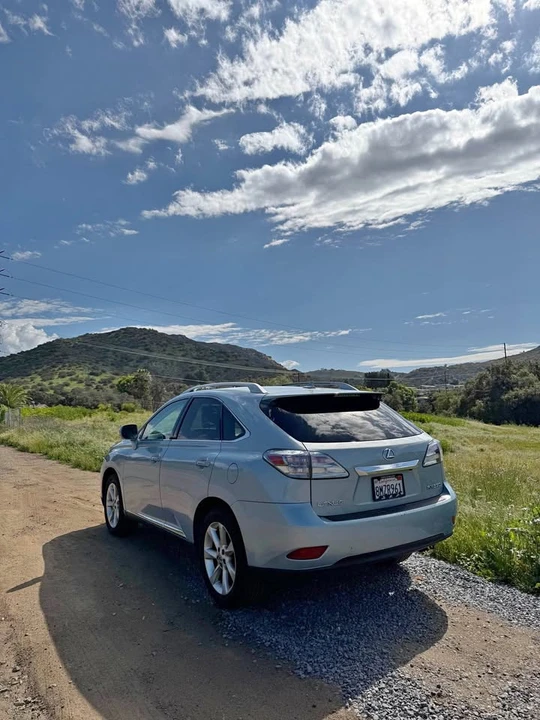 2010 Lexus RX 3rd Gen - Image 2 of 20