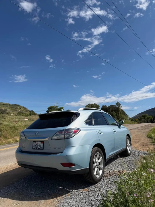 2010 Lexus RX 3rd Gen - Image 5 of 20