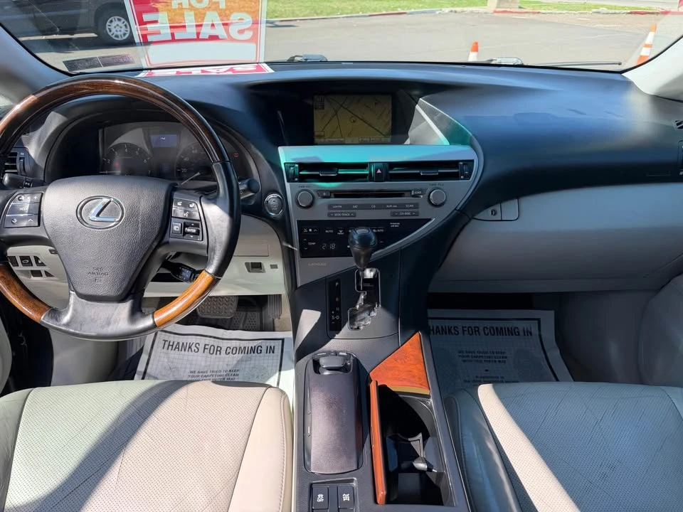2010 Lexus RX 3rd Gen - Image 10 of 13