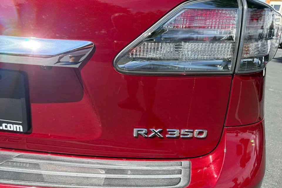2010 Lexus RX 3rd Gen - Image 12 of 20