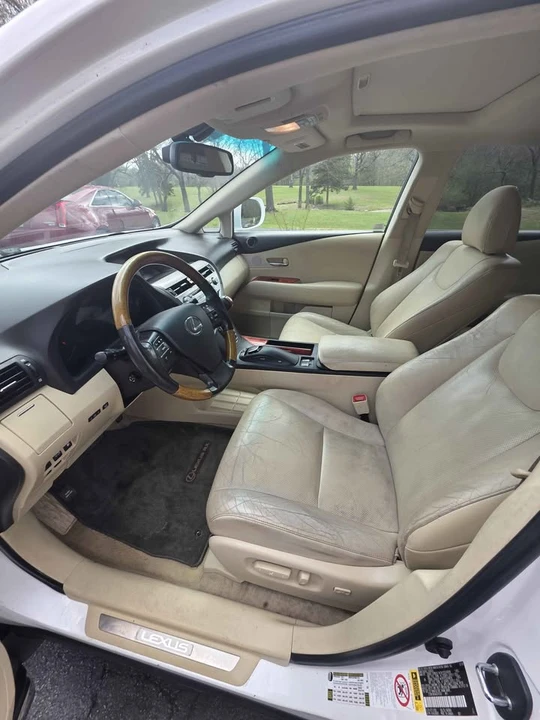 2010 Lexus RX 3rd Gen - Image 5 of 8